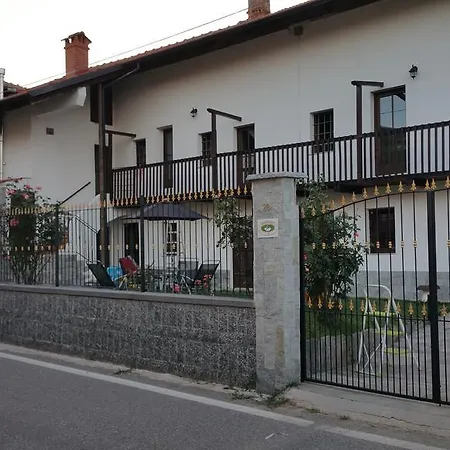 Bed And Breakfast Giaveno Bed and Breakfast 2*